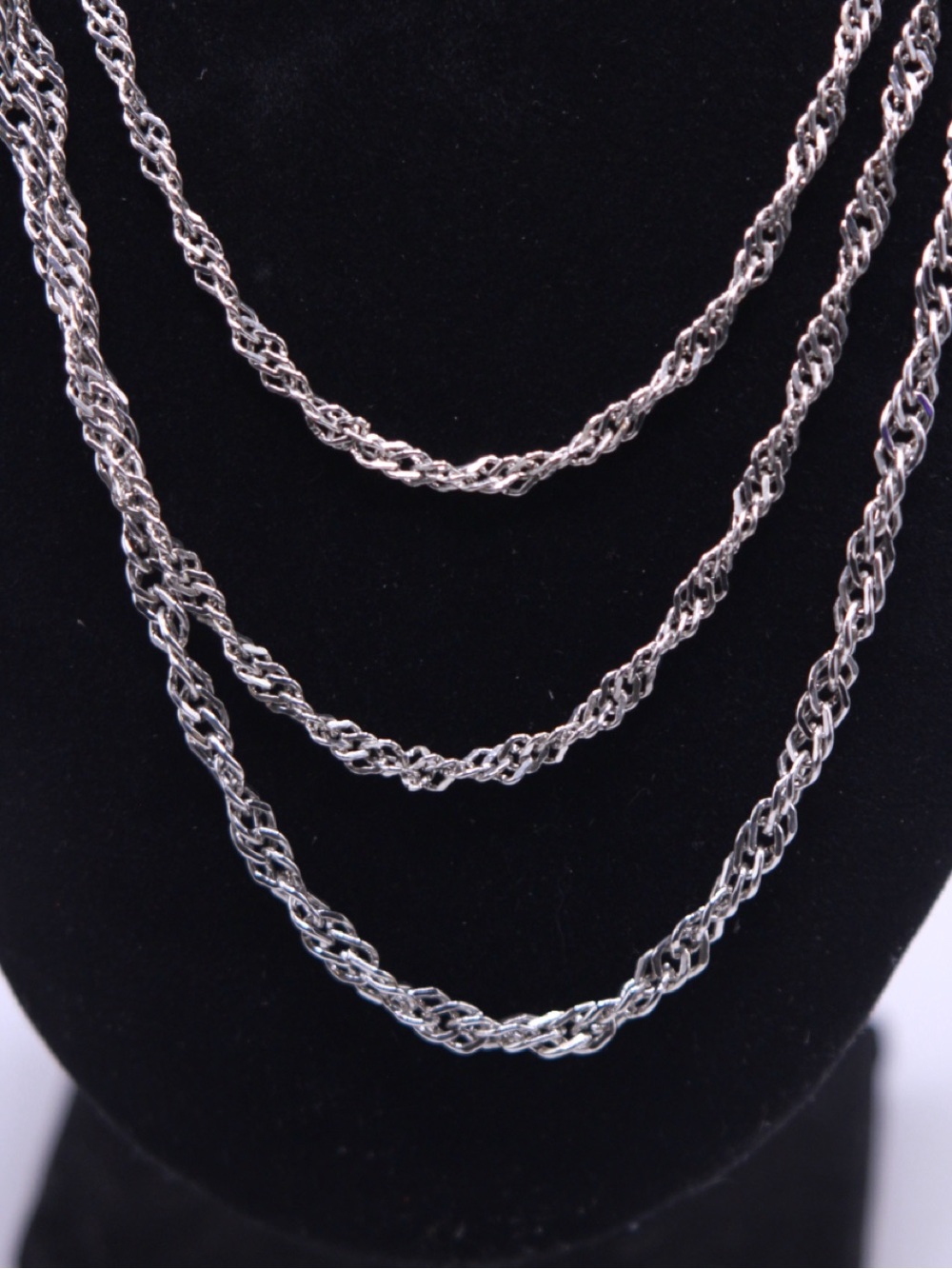 Vintage unsigned Silver tone Multi-Strand Rope Chain Necklace - Picture 2 of 3